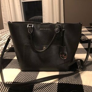 Michael Kors purse EUC